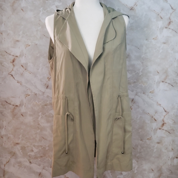 Staccato Jackets & Blazers - 🛑SOLD🛑 Staccato Long Open Front Casual vest